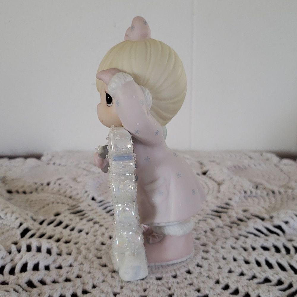 Vintage 2003 Precious Moments"Icy Good Times Ahead" Porcelain Figurine -… - Picture 2 of 7